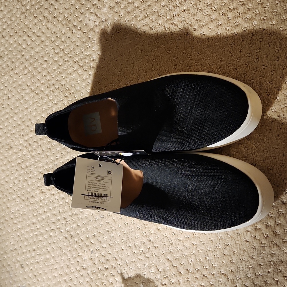 DV shoes sz 10